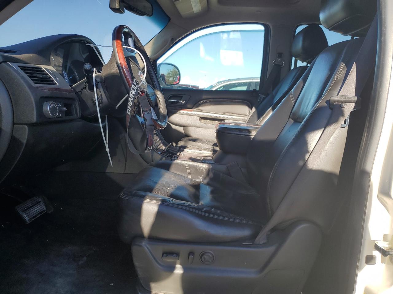 Lot #3317285175 2011 CADILLAC ESCALADE P