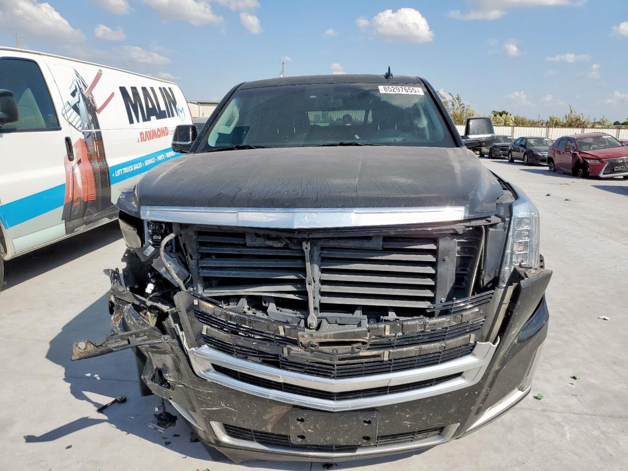 CADILLAC ESCALADE LUXURY