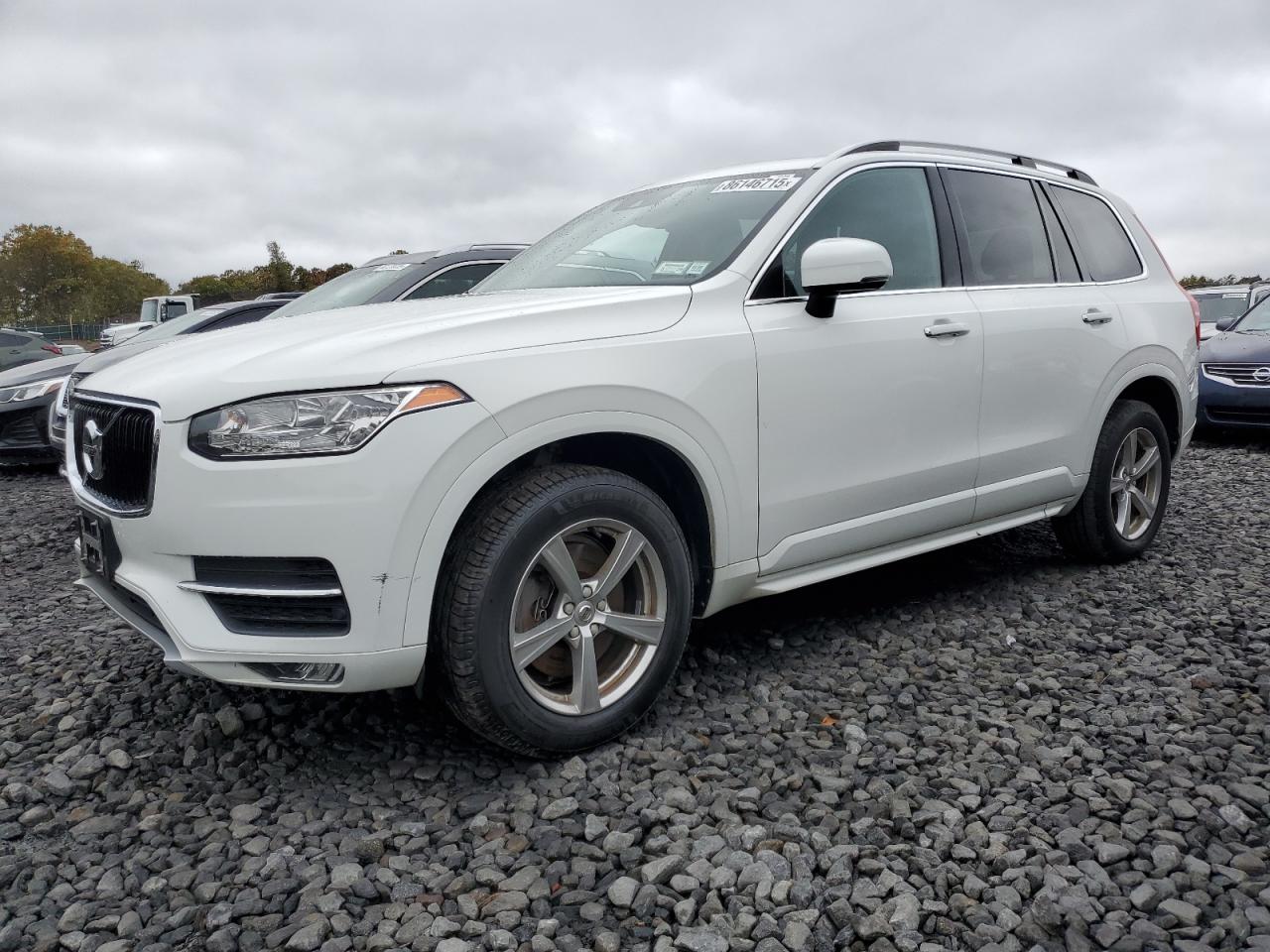VOLVO XC90 T5