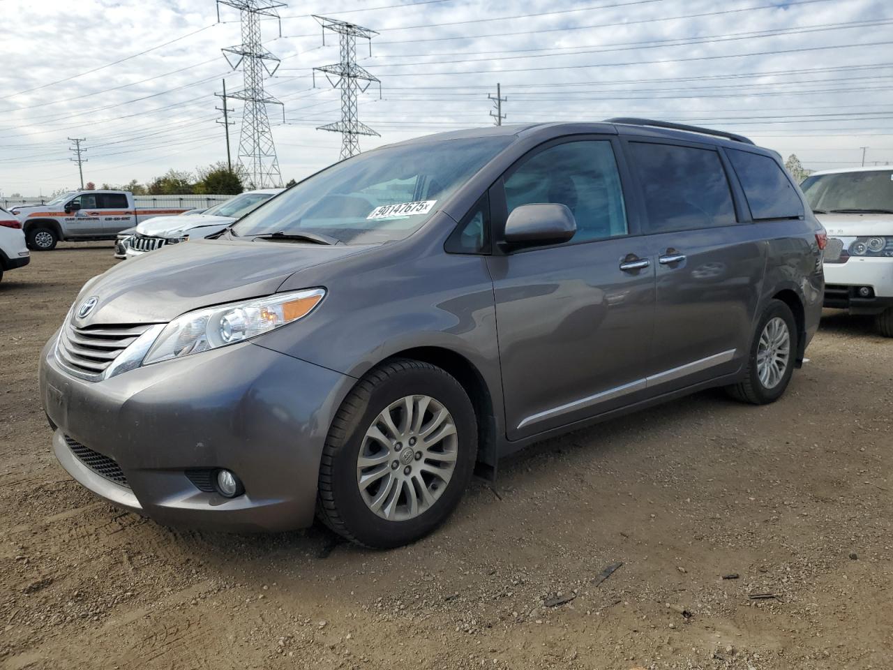 TOYOTA SIENNA XLE