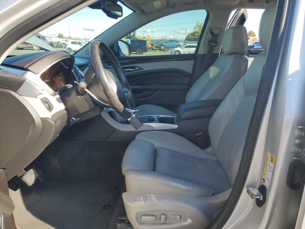 CADILLAC SRX PREMIUM COLLECTION