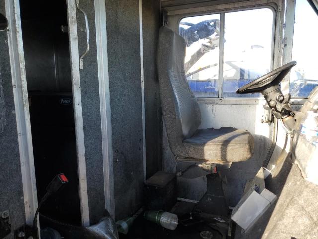 1998 CHEVROLET P30 #3284308030