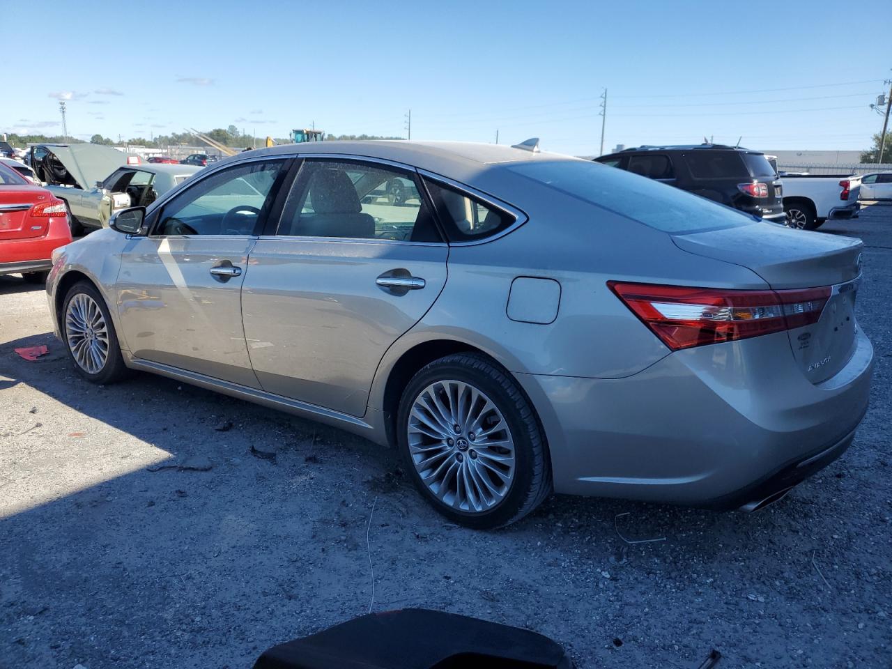 TOYOTA AVALON XLE