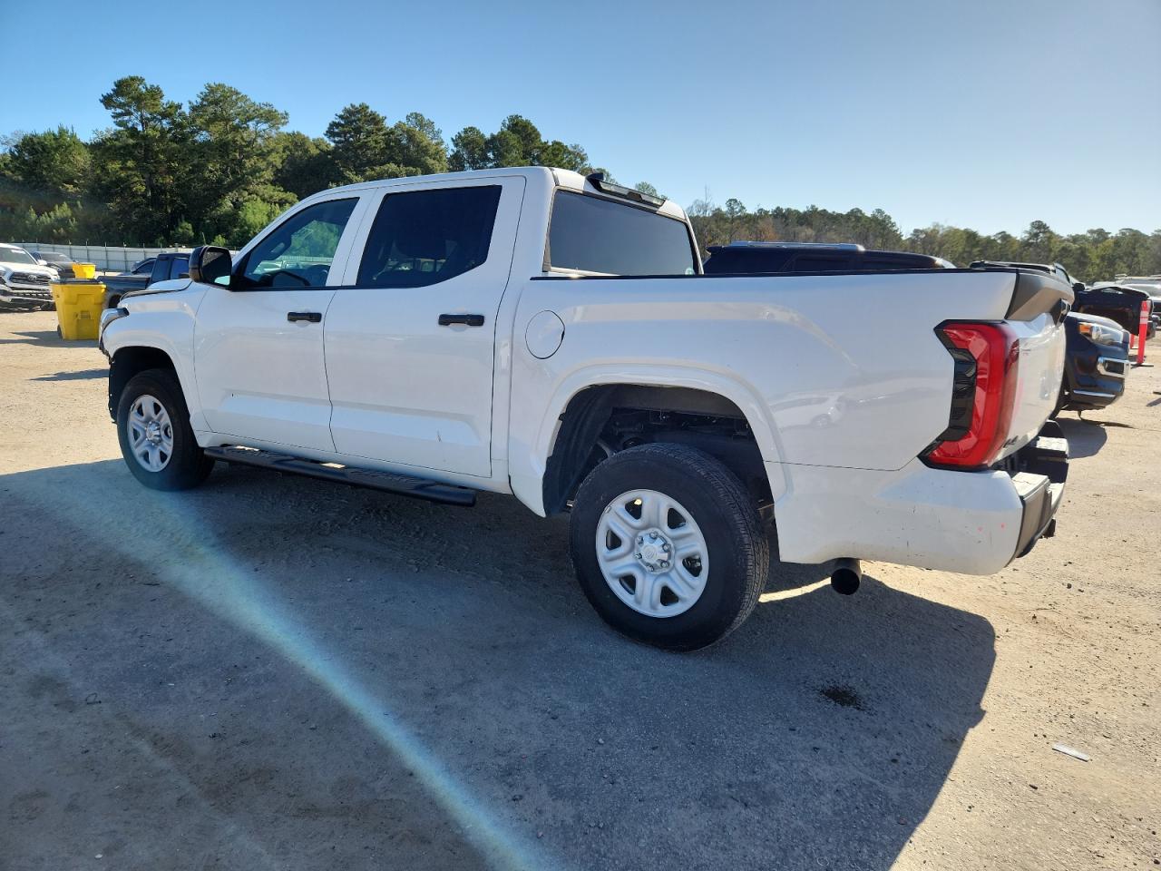 TOYOTA TUNDRA CREWMAX SR