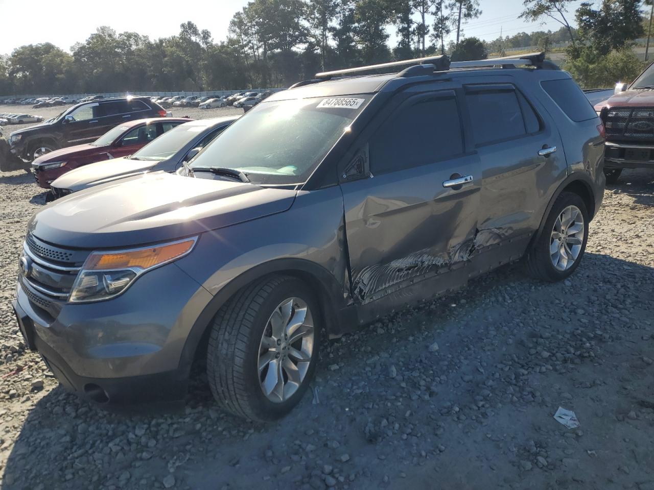  Salvage Ford Explorer