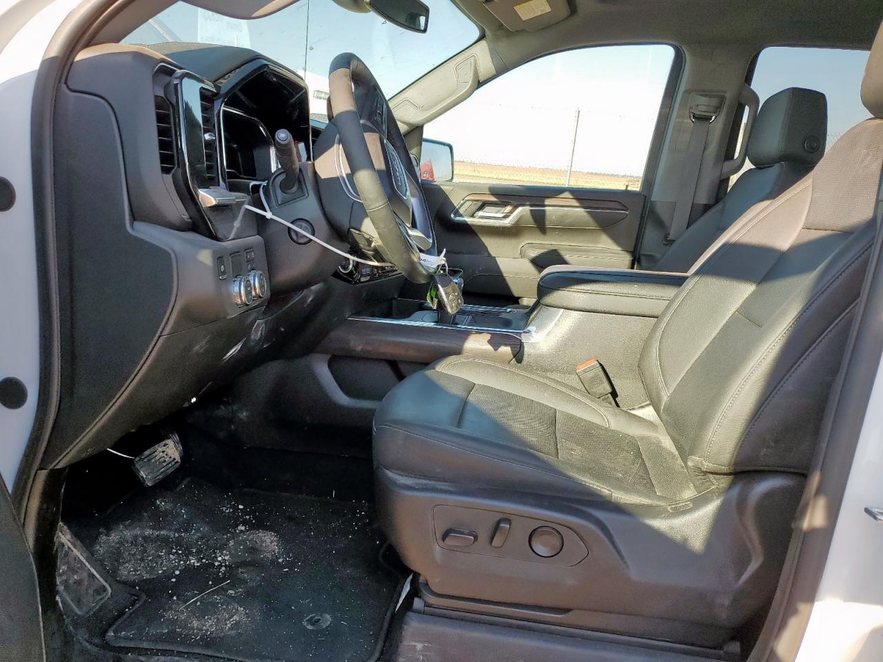 GMC SIERRA C1500 SLT