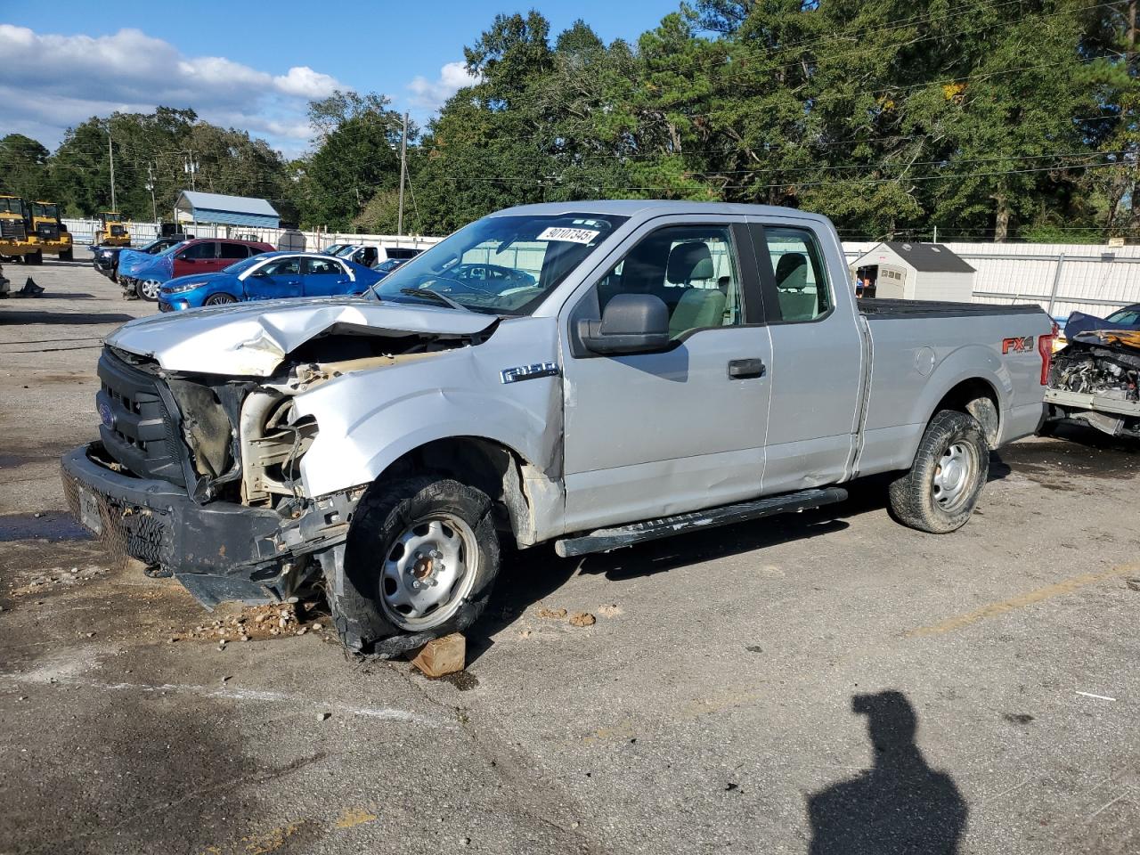 FORD F-150 SUPER CAB