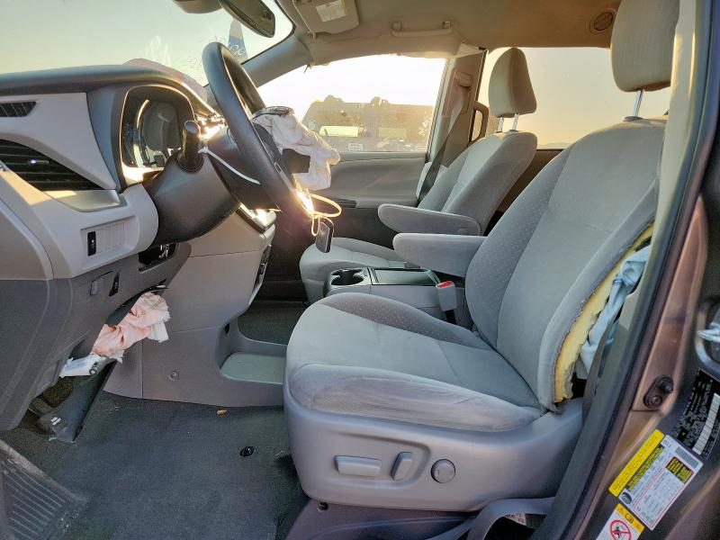 2019 TOYOTA SIENNA LE 5TDKZ3DC2KS978164