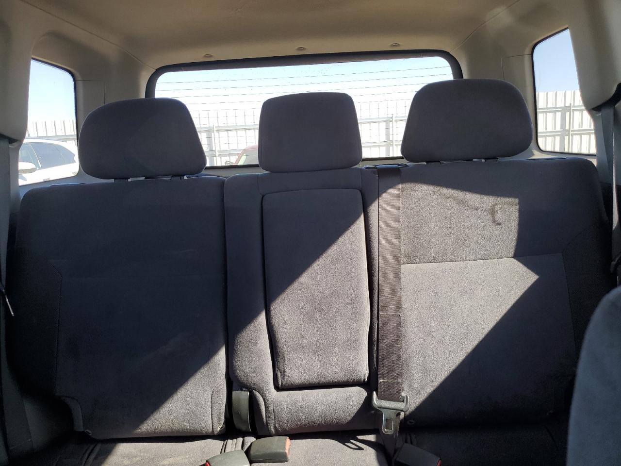 Lot #3277252975 2004 MITSUBISHI OUTLANDER