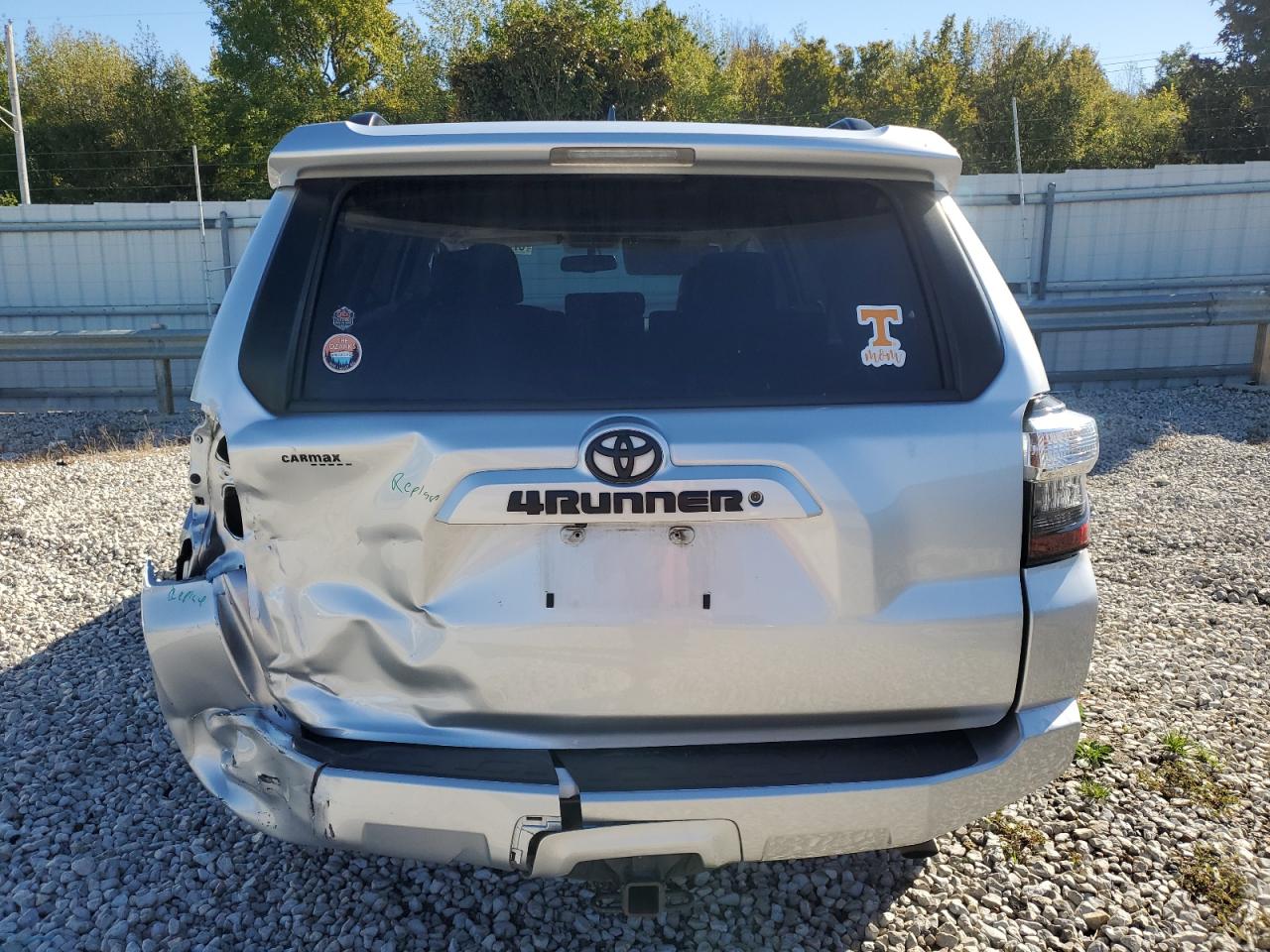 TOYOTA 4RUNNER SR5/SR5 PREMIUM