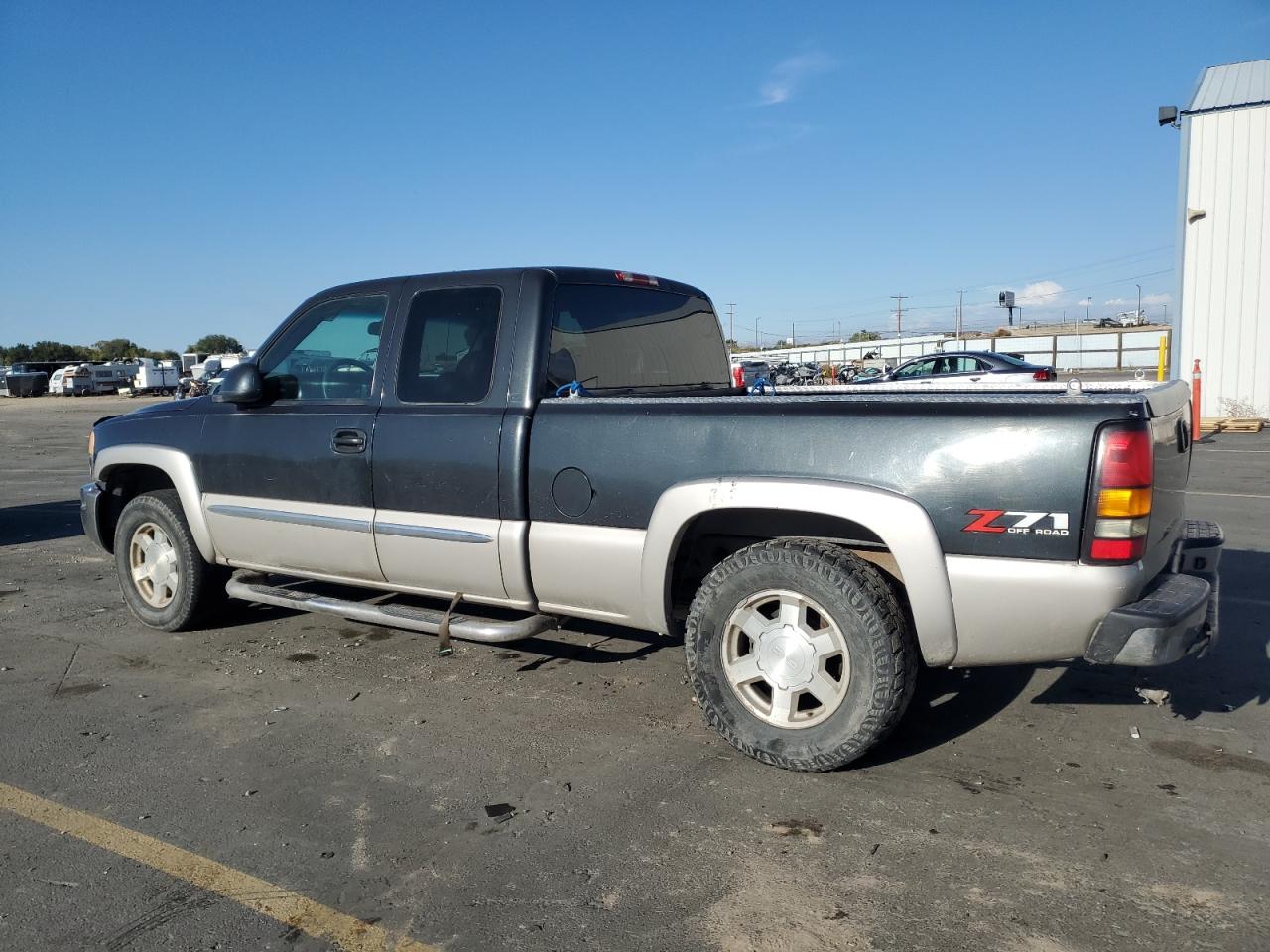 Lot #3269956990 2004 GMC NEW SIERRA
