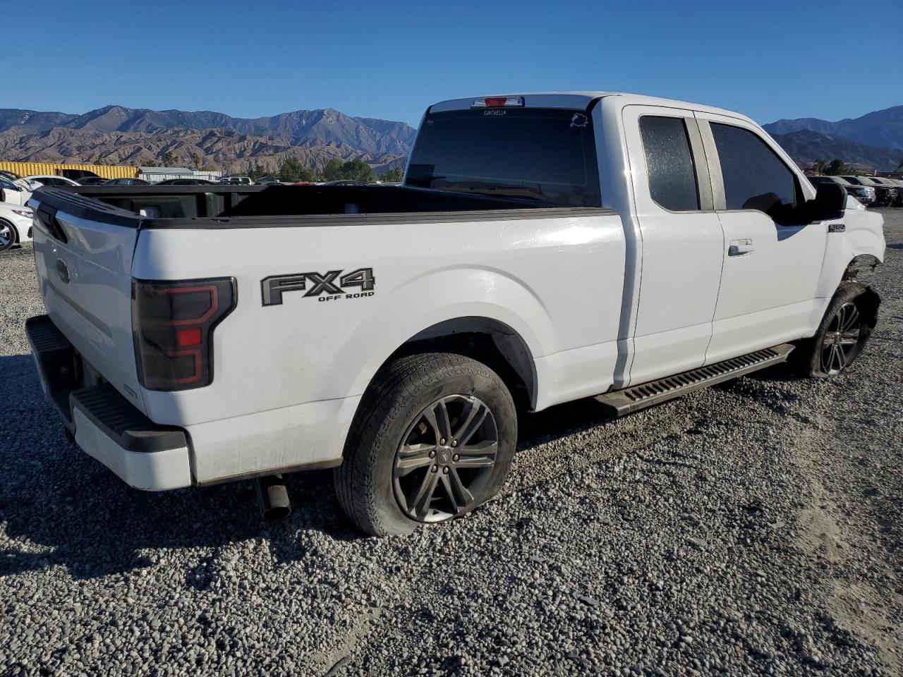 FORD F-150 SUPER CAB