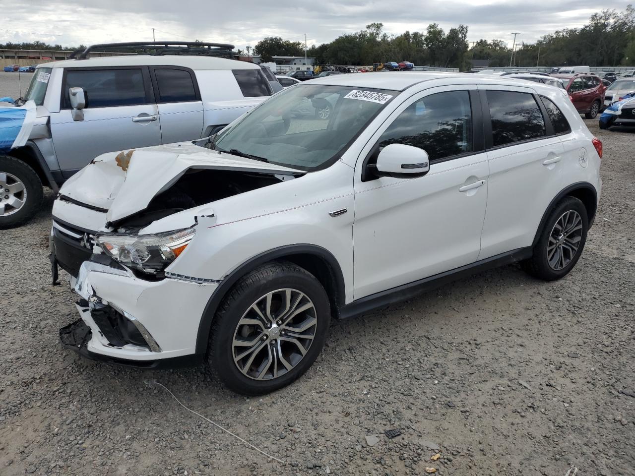 MITSUBISHI OUTLANDER ES