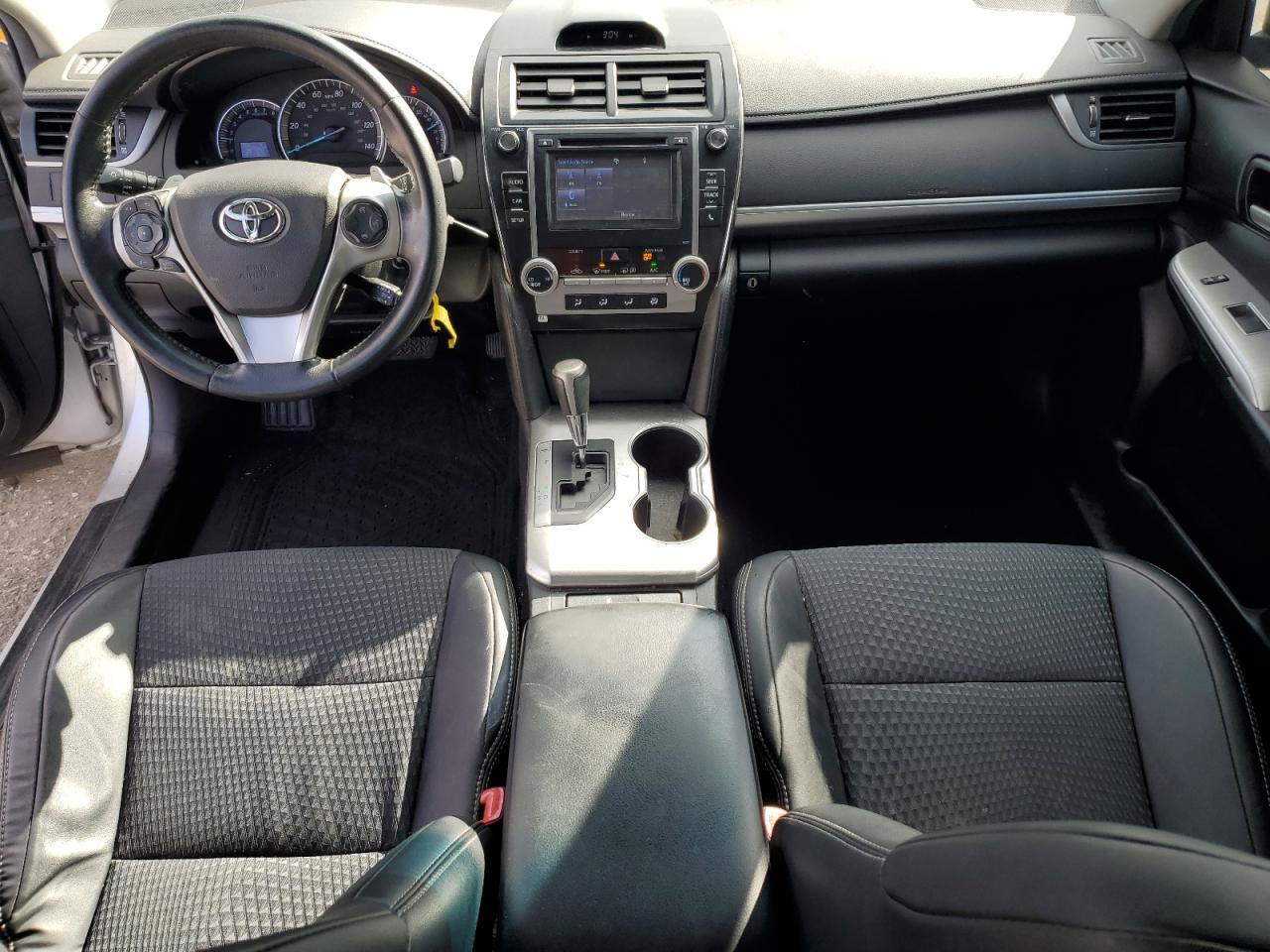 TOYOTA CAMRY L