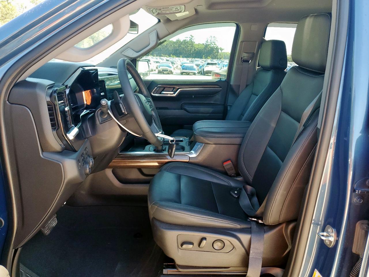 CHEVROLET SILVERADO K1500 LT TRAIL BOSS