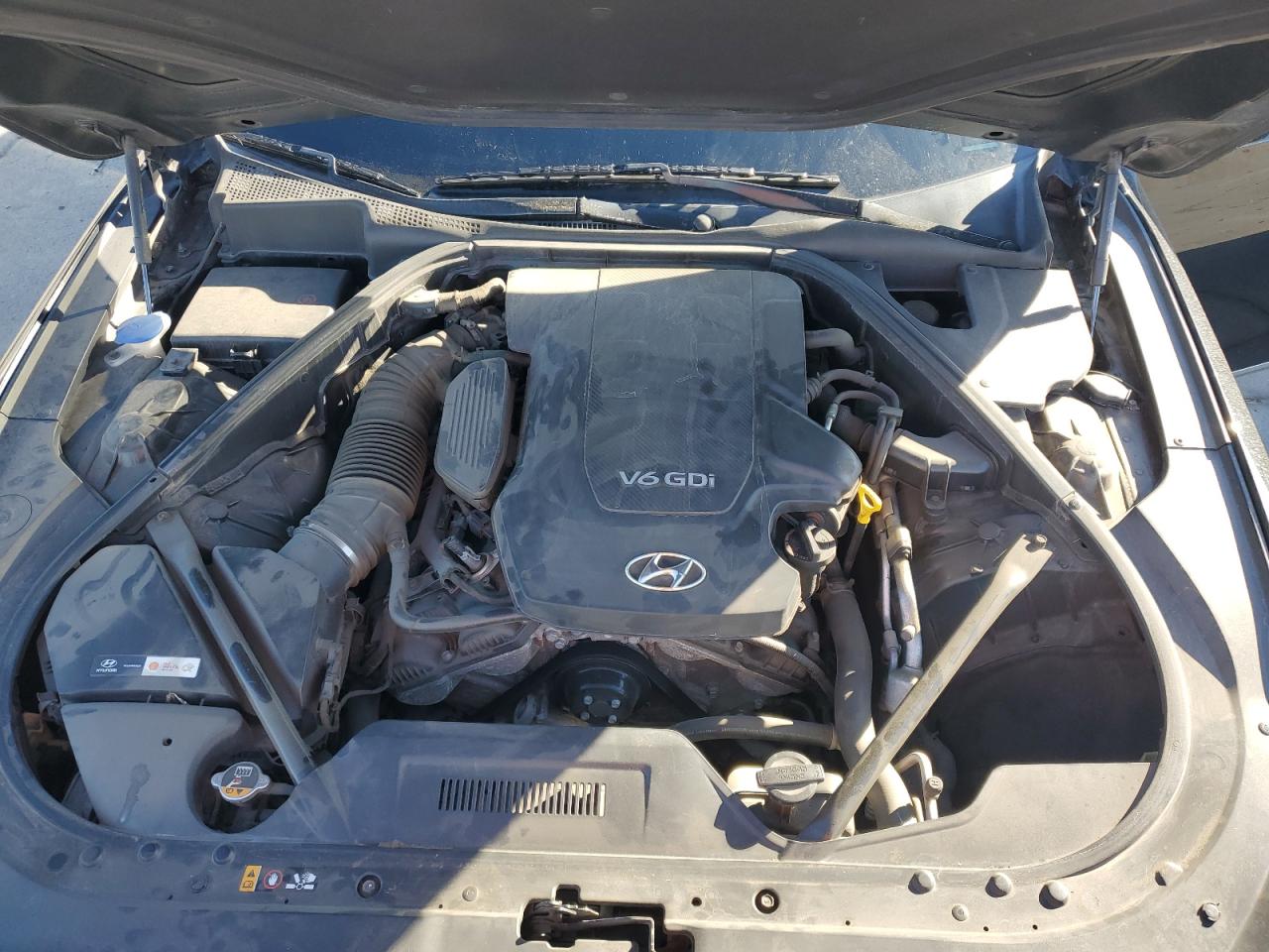 HYUNDAI GENESIS 3.8L