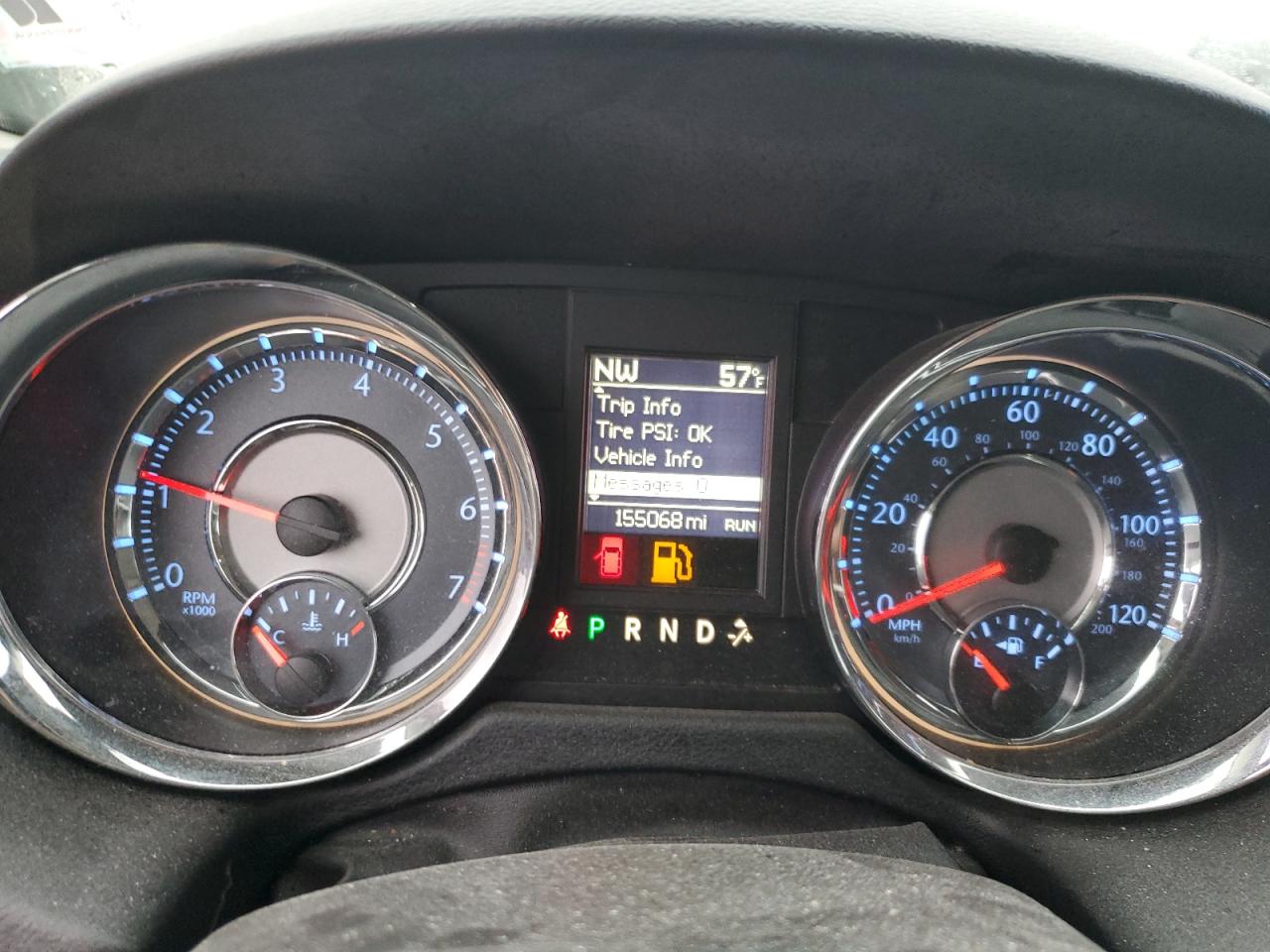 CHRYSLER TOWN & COUNTRY TOURING L