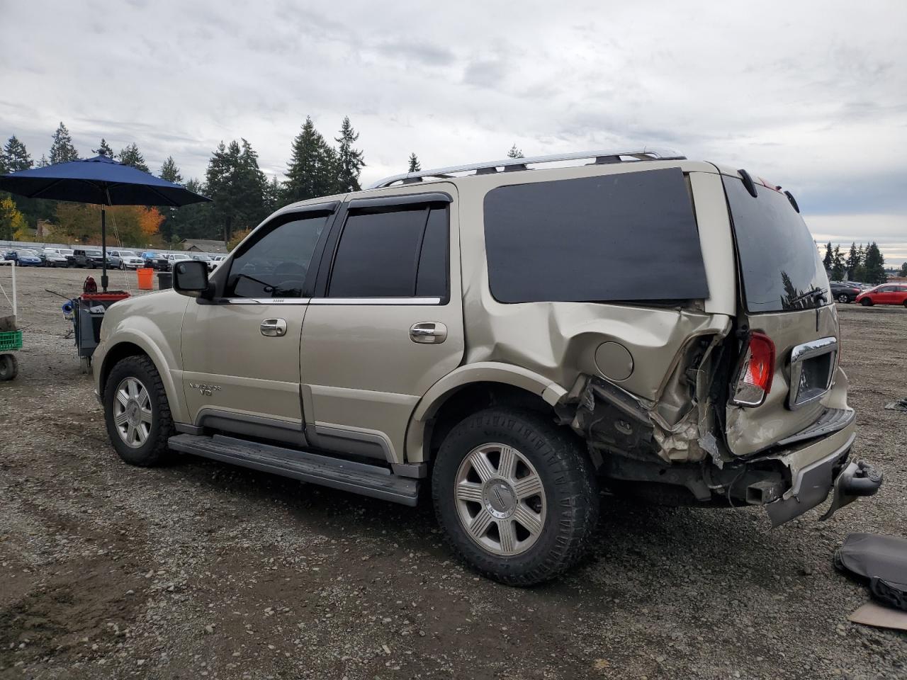 Lot #3305655736 2004 LINCOLN NAVIGATOR