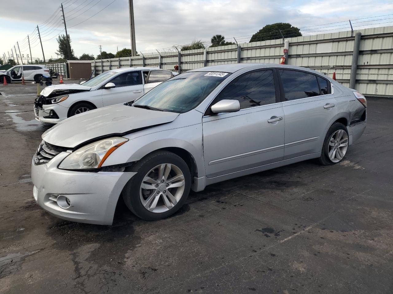 NISSAN ALTIMA BASE