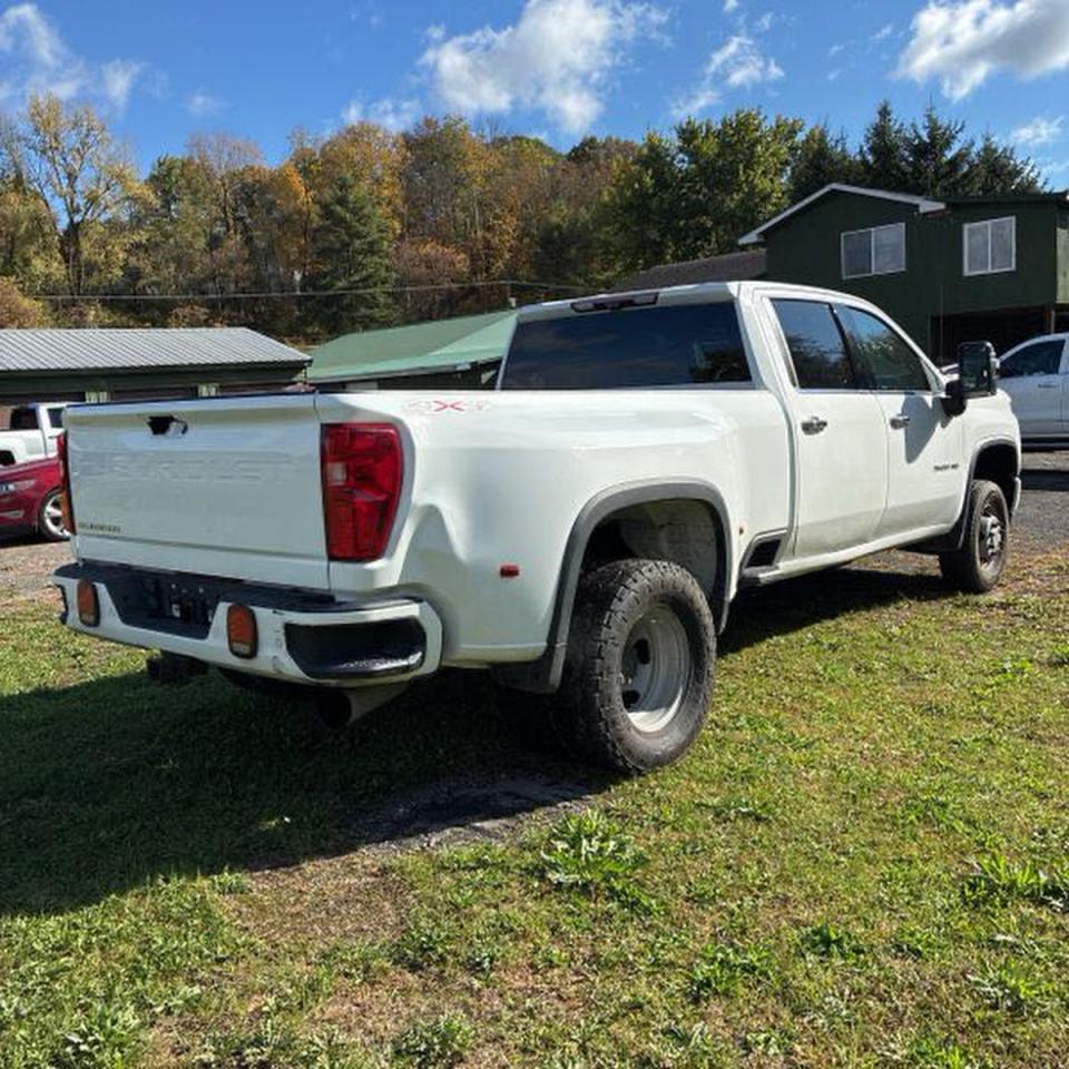 CHEVROLET SILVERADO K3500 HIGH COUNTRY