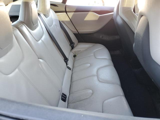 2015 TESLA MODEL S 85 5YJSA1H19FF090459