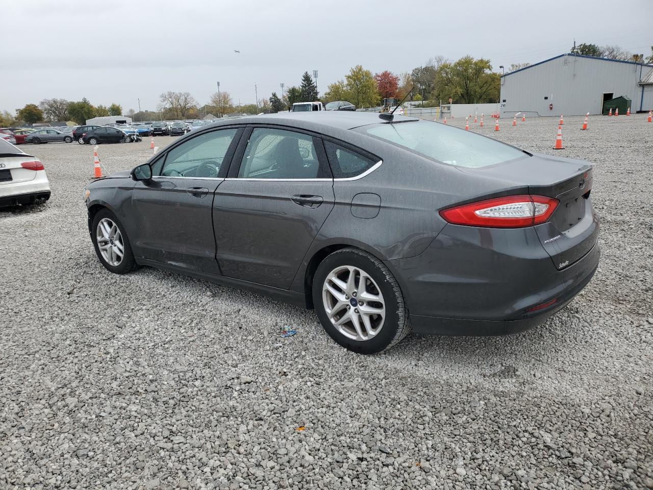 FORD FUSION SE
