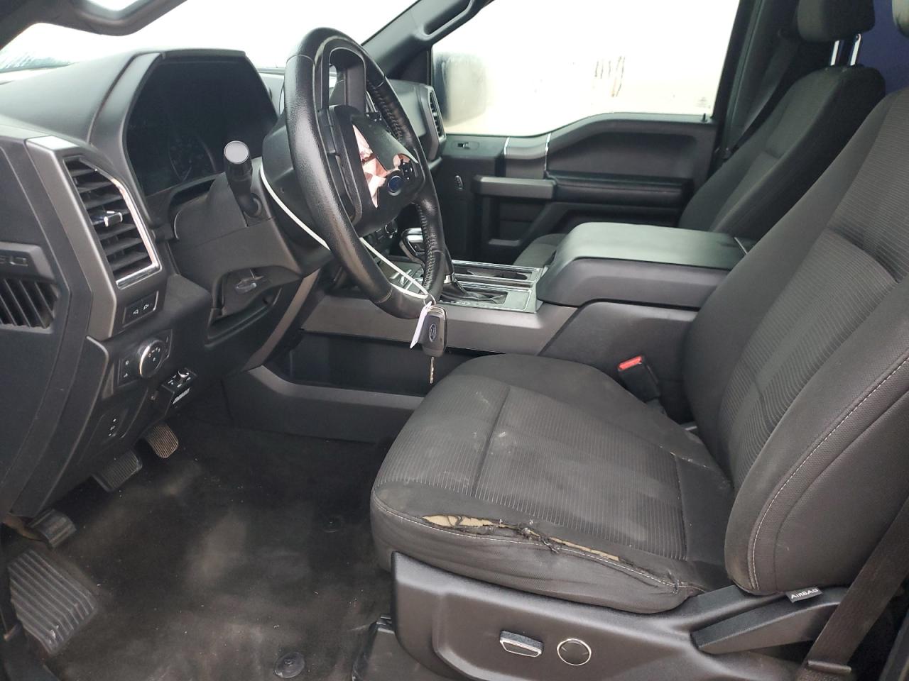 FORD F-150 SUPERCREW