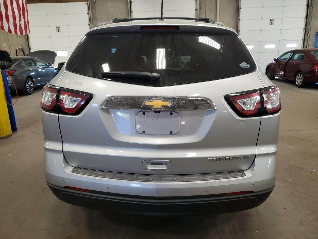 CHEVROLET TRAVERSE LT