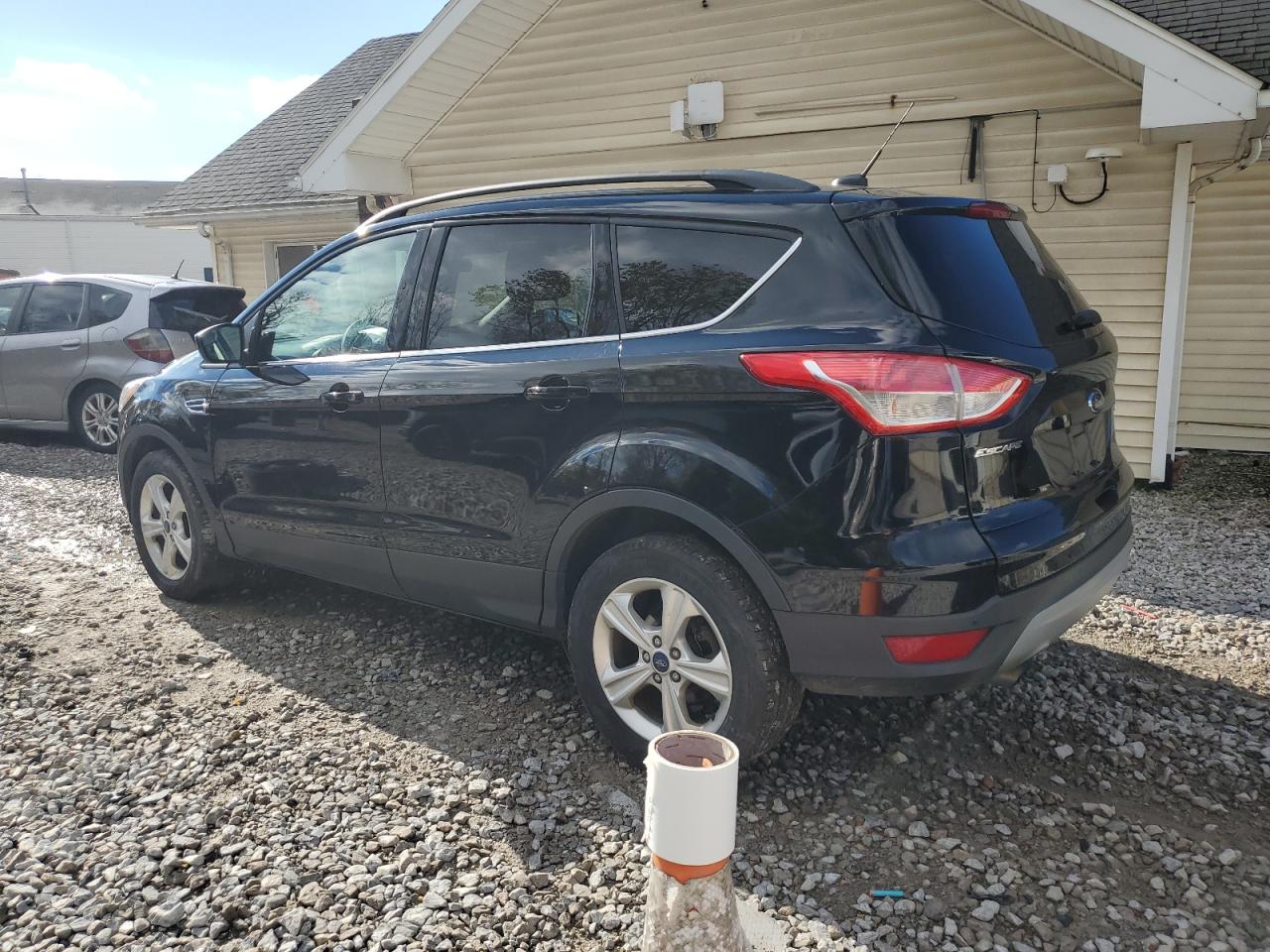 FORD ESCAPE SE