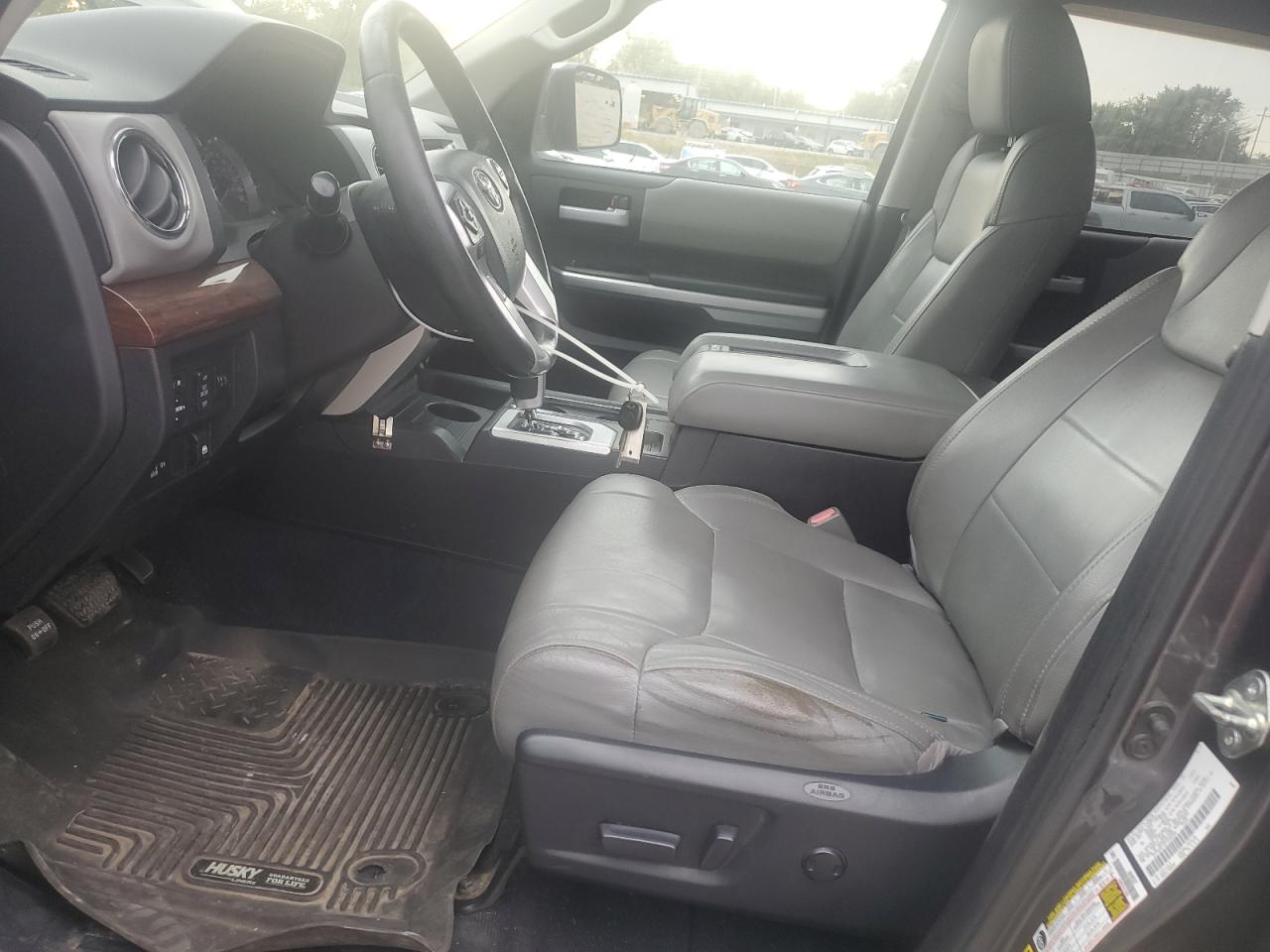 TOYOTA TUNDRA CREWMAX LIMITED