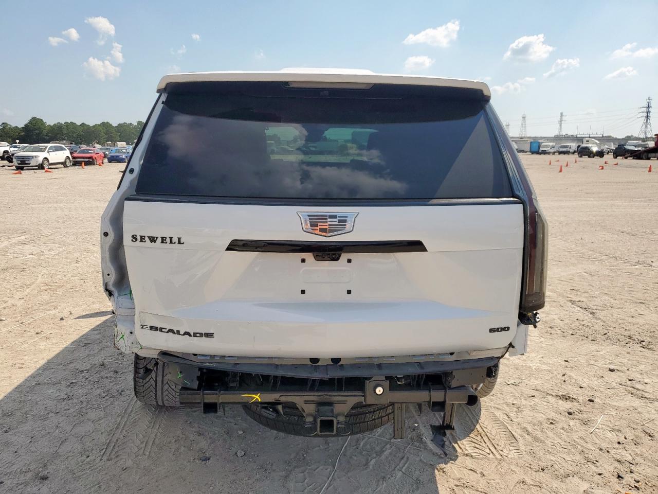 CADILLAC ESCALADE SPORT