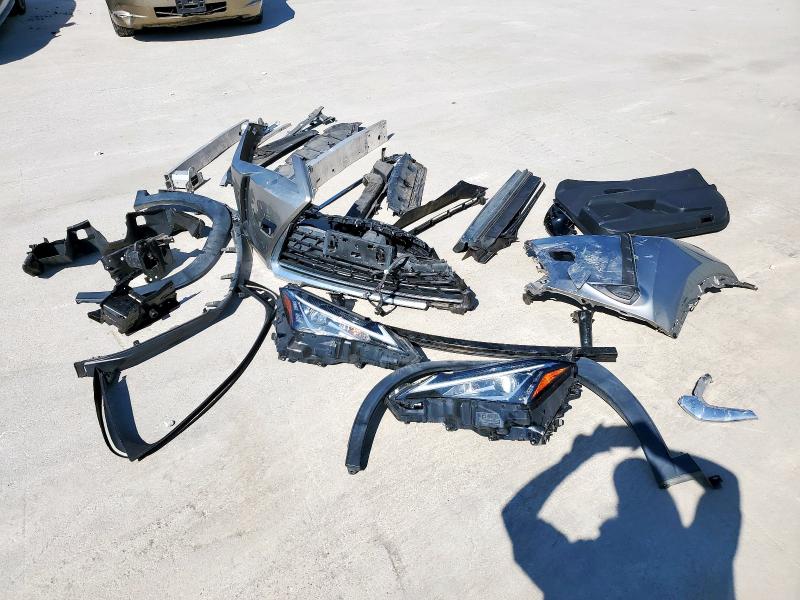 2020 LEXUS UX 200 JTHP3JBH7L2029498