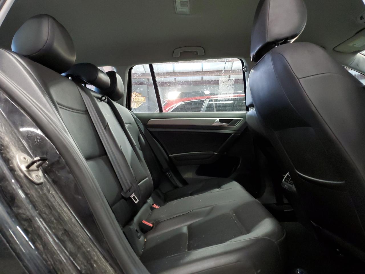 VOLKSWAGEN GOLF SPORTSVAN S