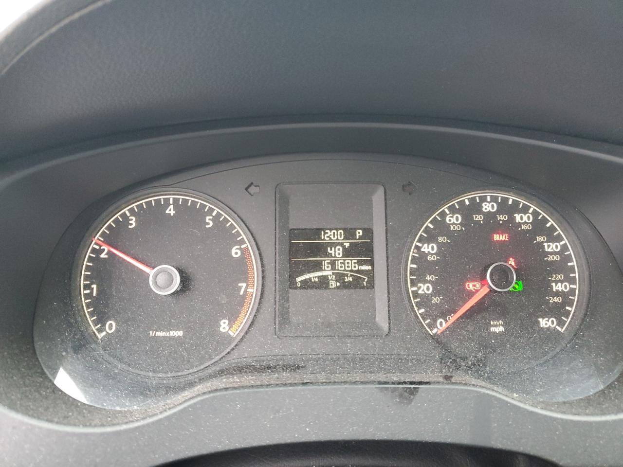 VOLKSWAGEN JETTA BASE