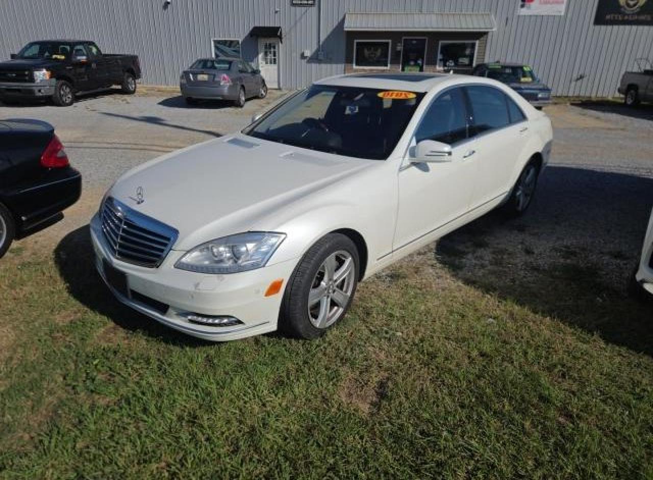 MERCEDES-BENZ S-CLASS 550 4MATIC