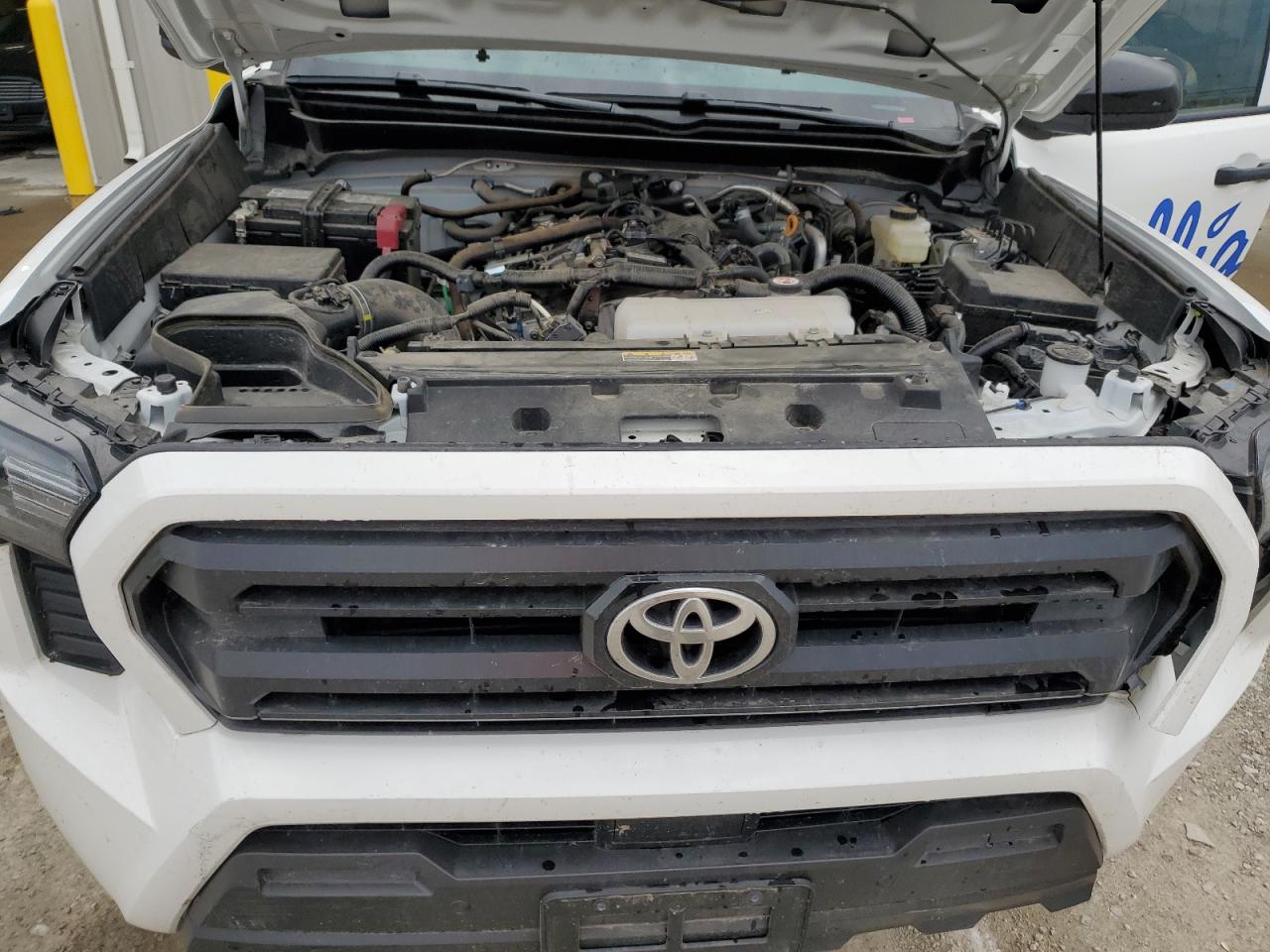 TOYOTA TACOMA XTRACAB