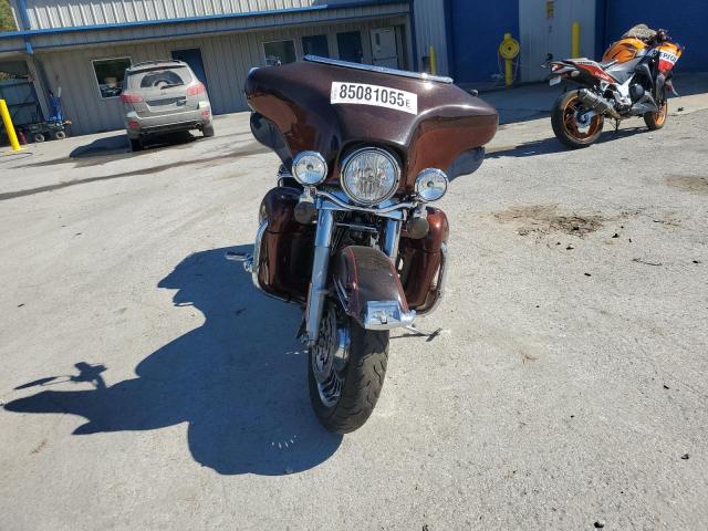 2011 HARLEY-DAVIDSON FLHTK 1HD1KEM16BB651847
