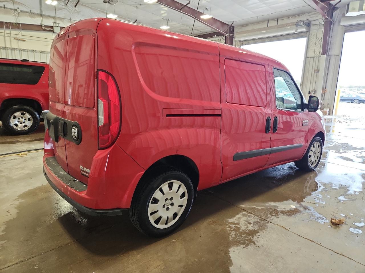 RAM PROMASTER CITY SLT