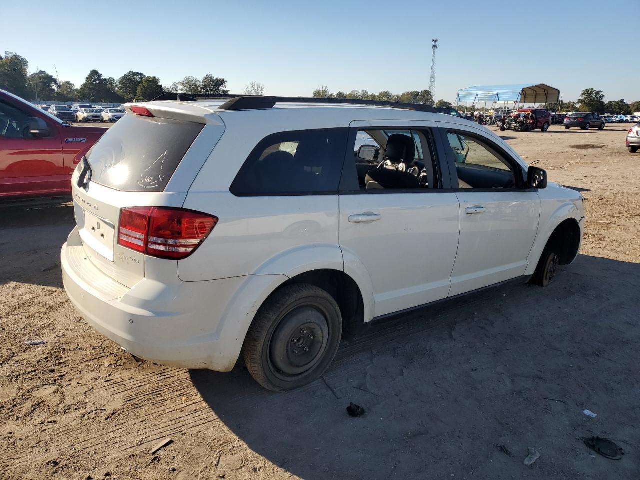 Lot #3318991315 2020 DODGE JOURNEY SE
