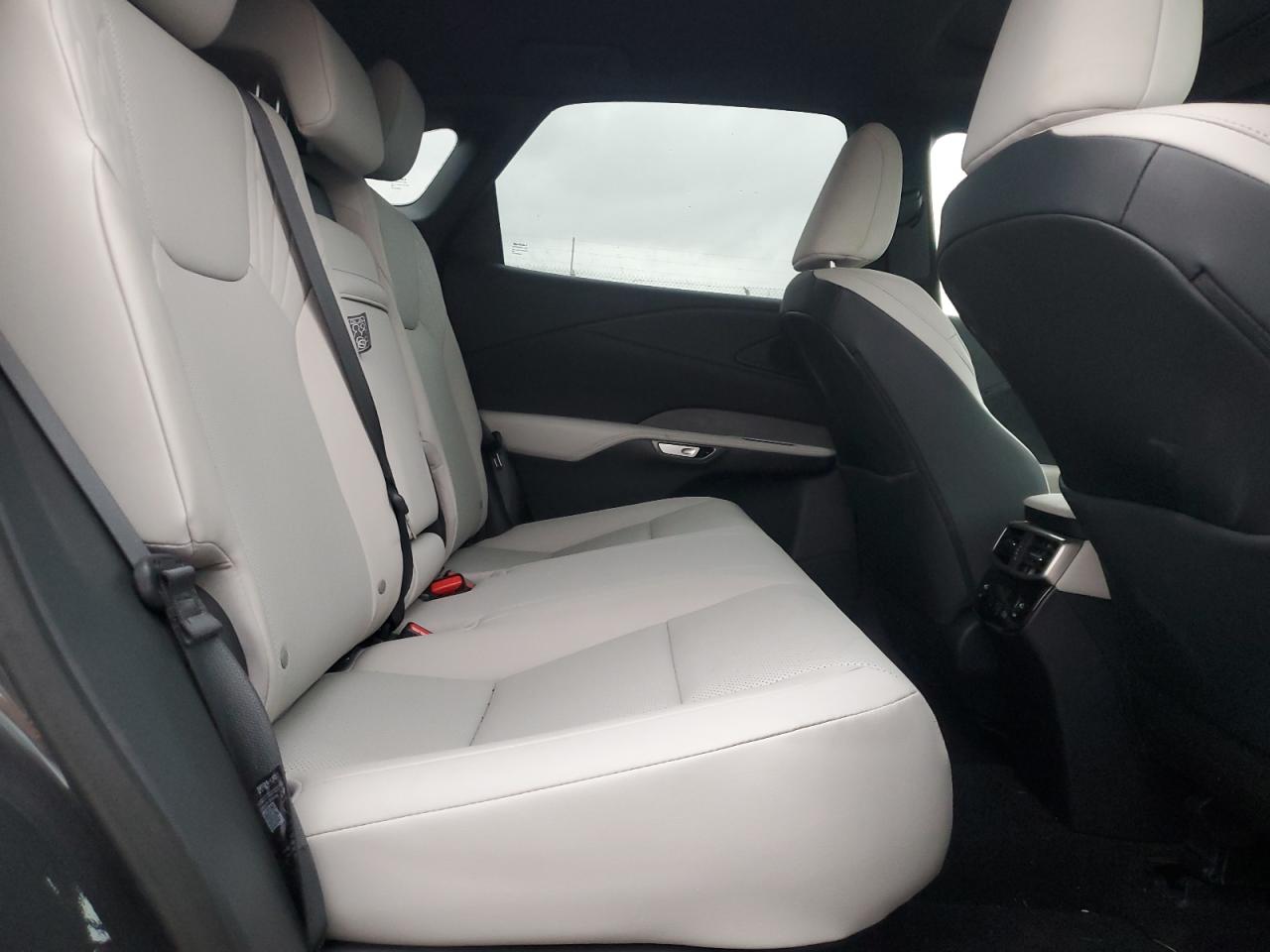 LEXUS CT 200H 350 BASE