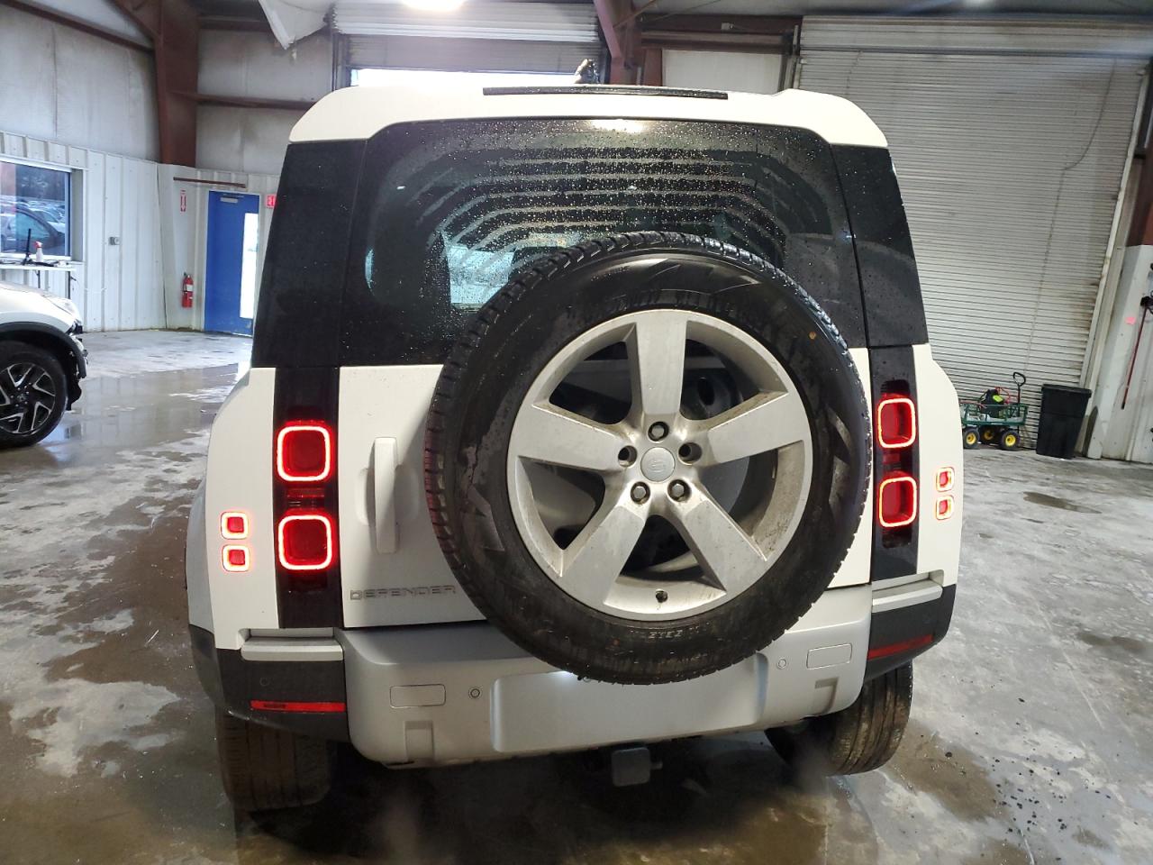 LAND ROVER DEFENDER 110 S