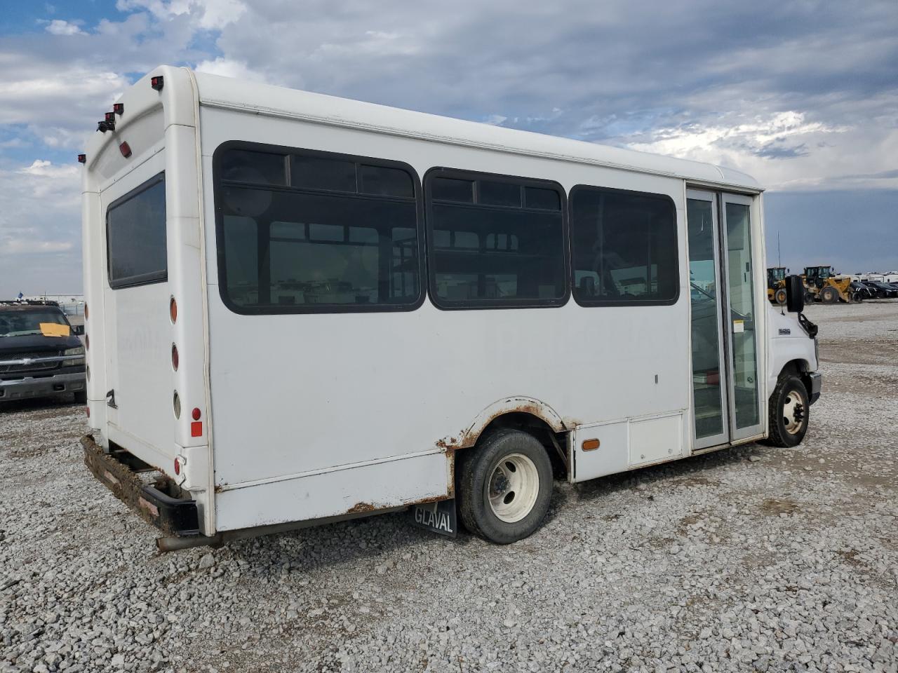 Lot #3283855434 2016 FORD ECONOLINE E450 SUPER DUTY CUTAWAY VAN