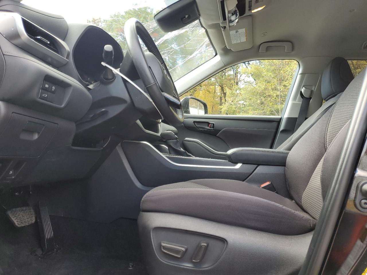 TOYOTA HIGHLANDER LE