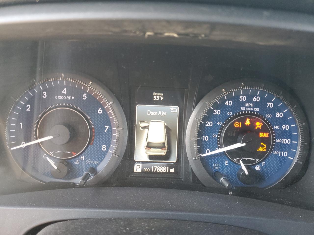 Lot #3302948620 2018 TOYOTA SIENNA LE