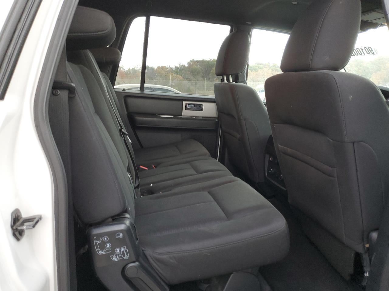 FORD EXPEDITION EL XLT