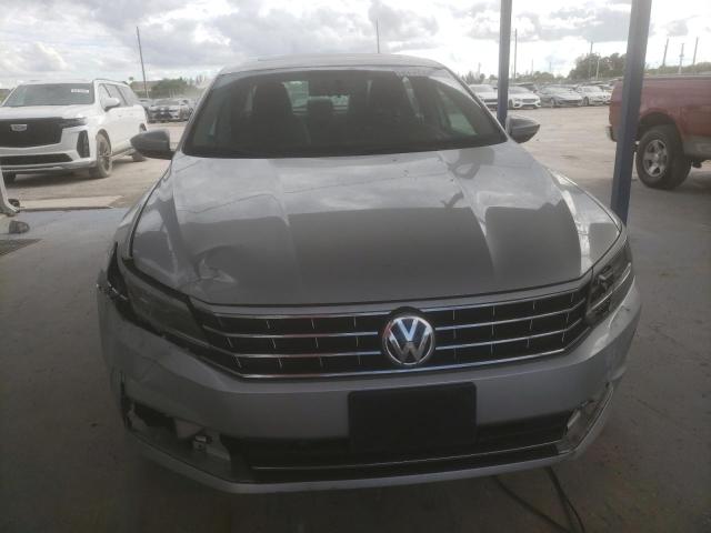 2017 VOLKSWAGEN PASSAT SE 1VWBT7A34HC024598