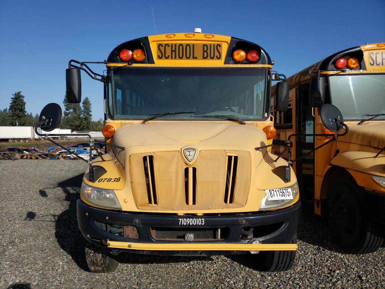 Lot #3279529274 2009 IC CORPORATION CE SERIES SCHOOL