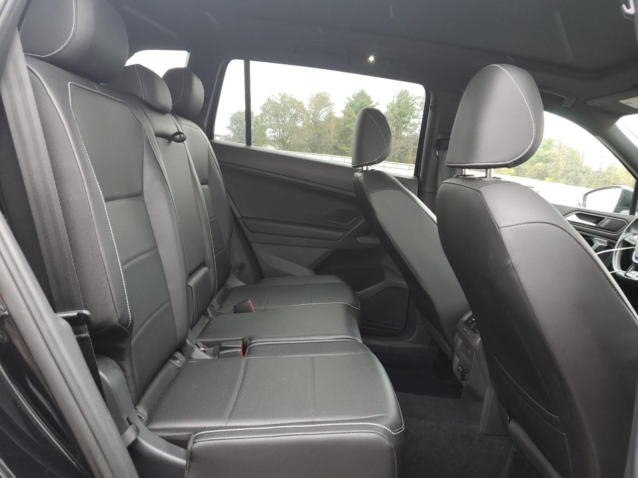 VOLKSWAGEN TIGUAN SE