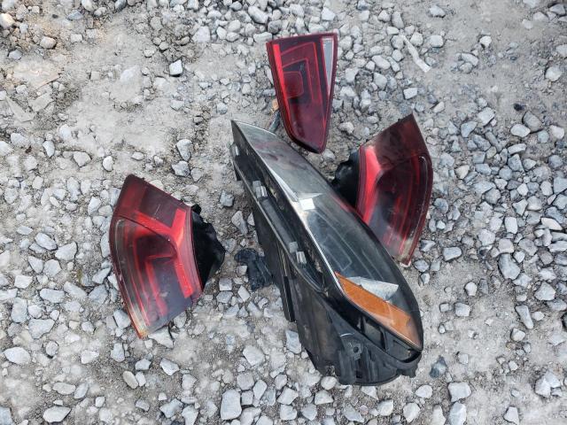 2017 VOLKSWAGEN GTI S 3VW4T7AU2HM070186