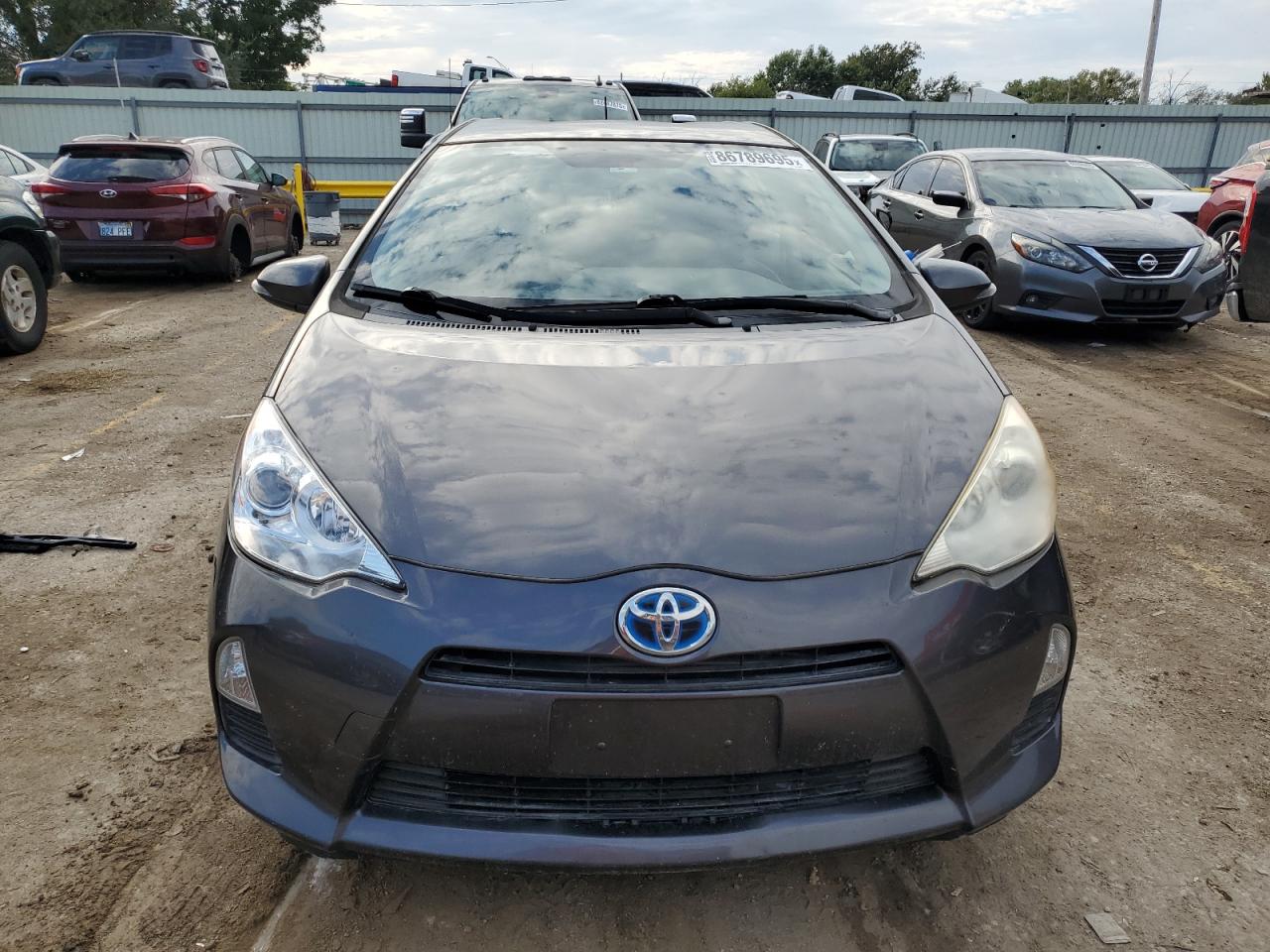 TOYOTA PRIUS C